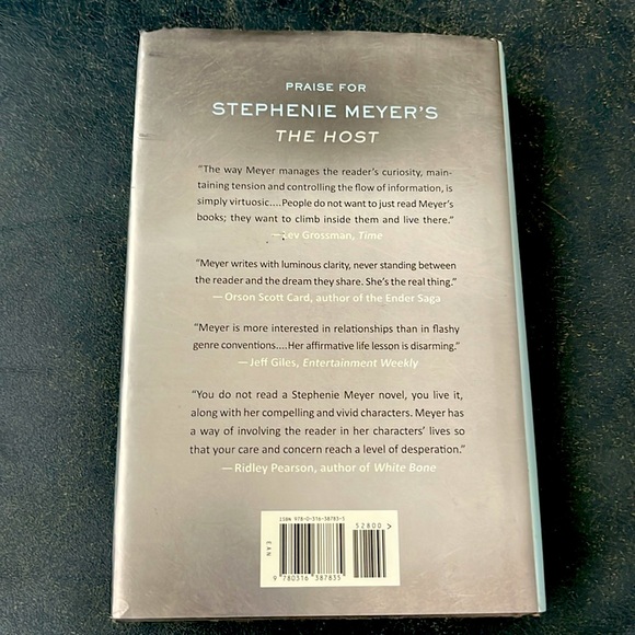 Stephanie Meyer The Host & The Chemist - Picture 5 of 5